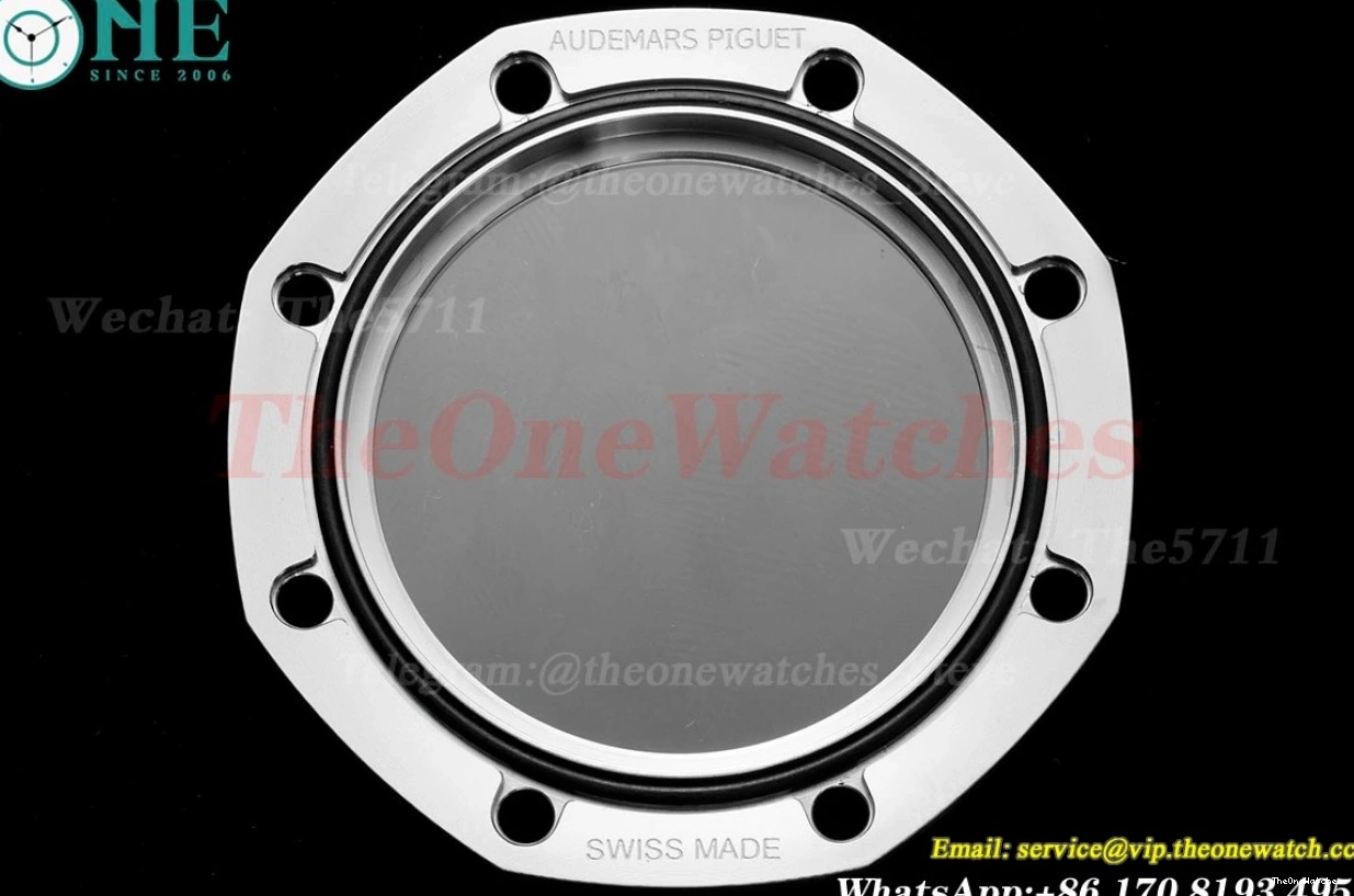 Oak 15720 A4308 Grey APF Stk Offshore Diver Royal SS RU 42mm 0224